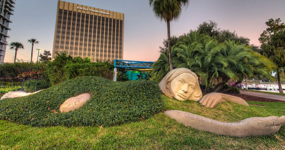  A Guide to Lake Eola Park: The Heart of Downtown Orlando