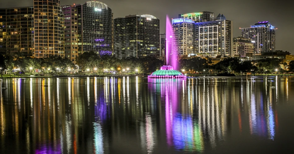  A Guide to Lake Eola Park: The Heart of Downtown Orlando